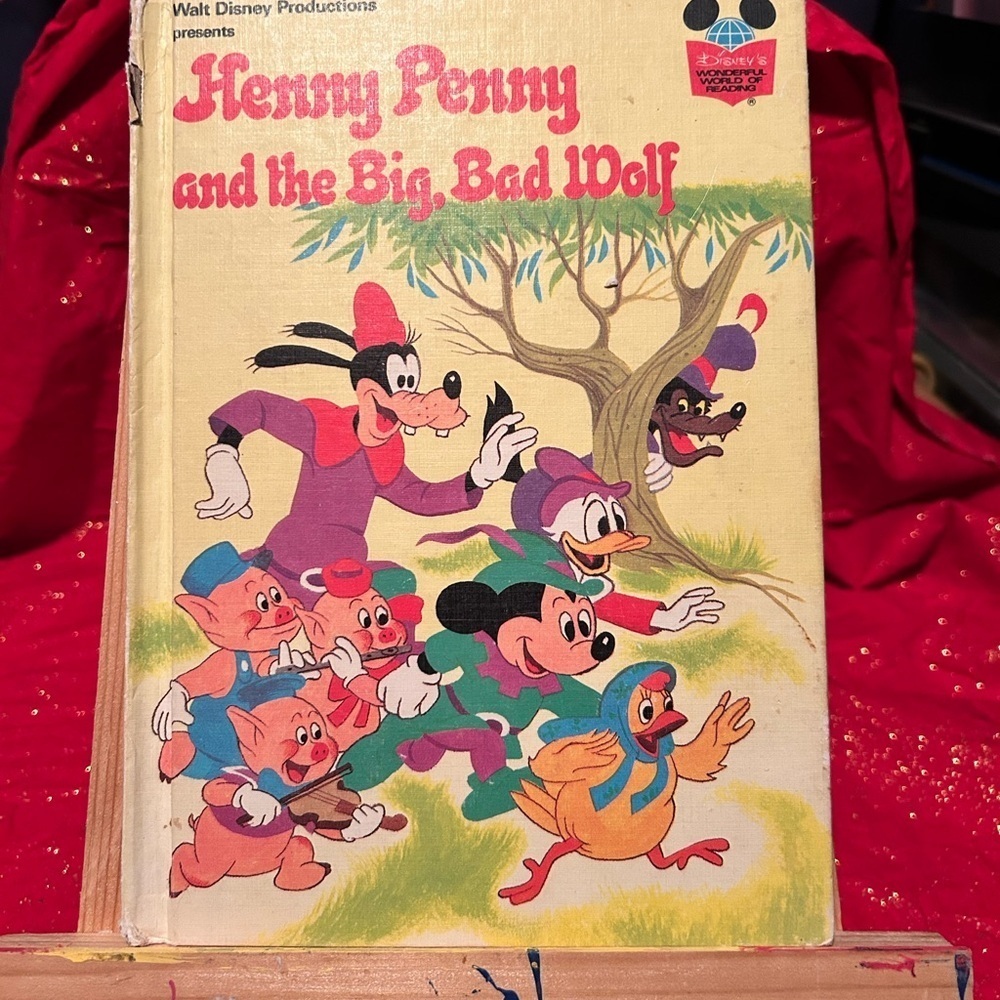 Vintage American First Edition of Henny Penny and the Big Bad Dog- preloved